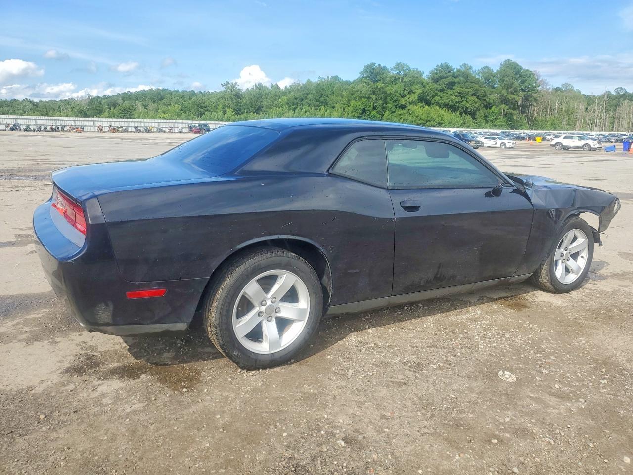 2014 Dodge Challenger Sxt - zdjęcie 3