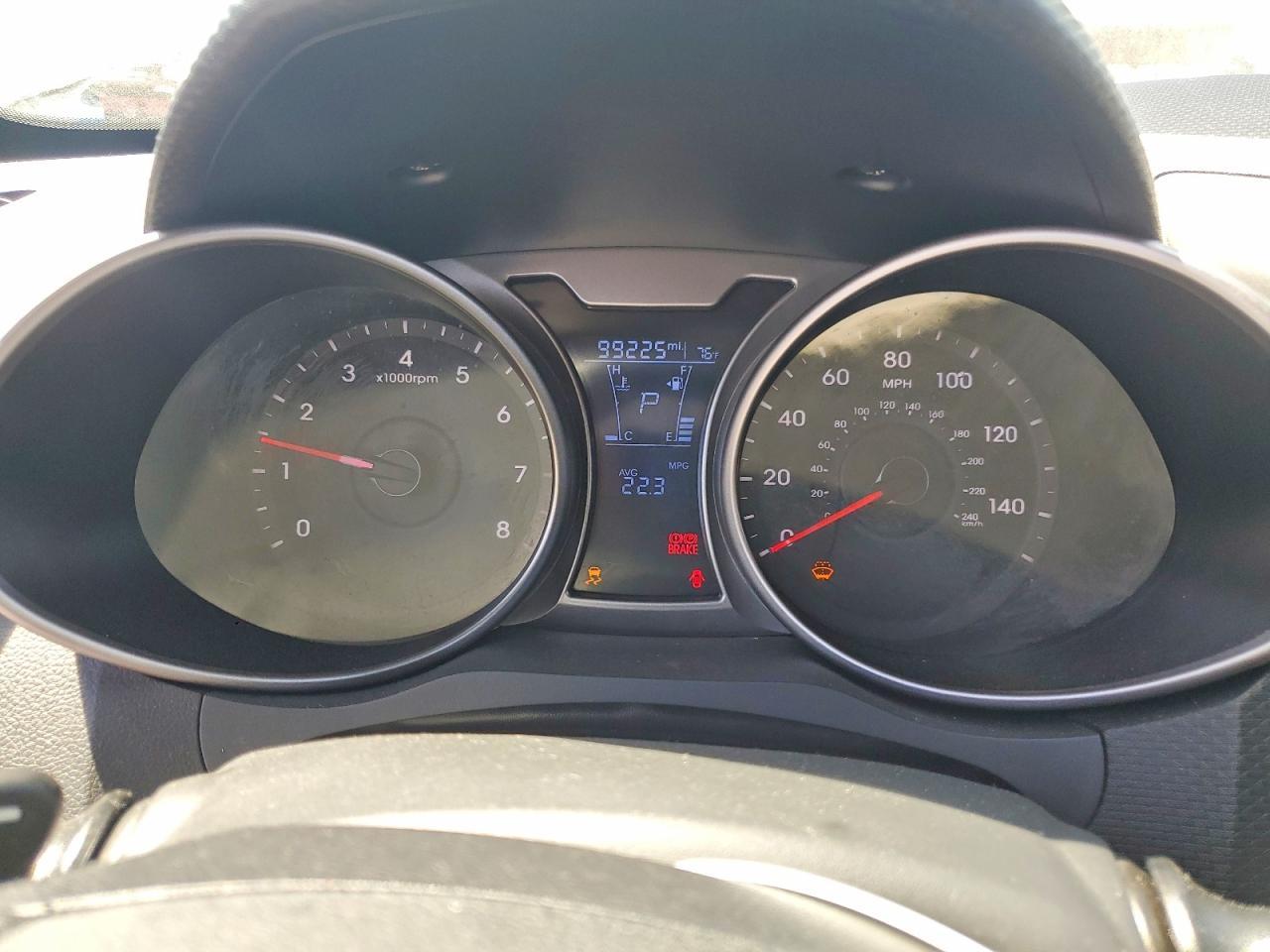 2016 Hyundai Veloster Base - zdjęcie 9