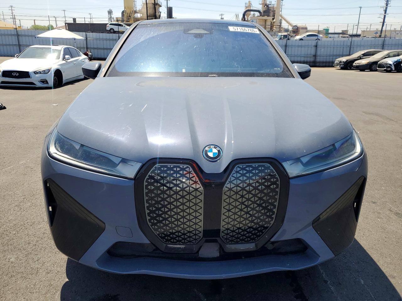 2024 BMW Ix xDrive50 - zdjęcie 5