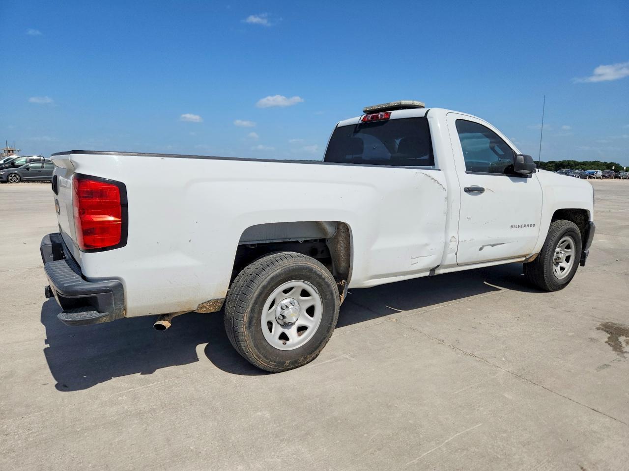2016 Chevrolet Silverado C1500 - zdjęcie 3