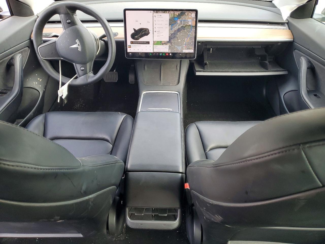 2021 Tesla Model 3 - zdjęcie 8