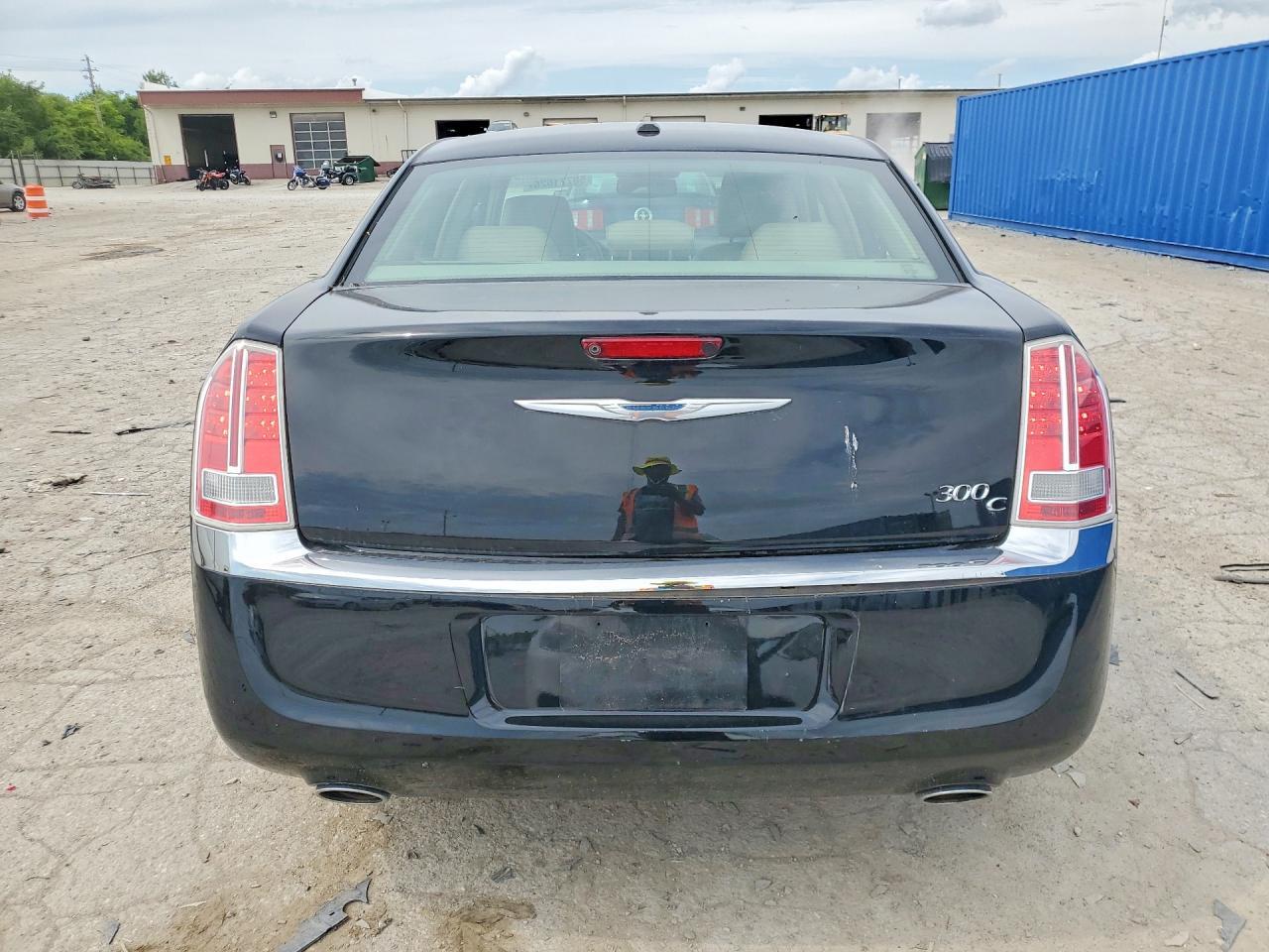 2014 Chrysler 300C - zdjęcie 6