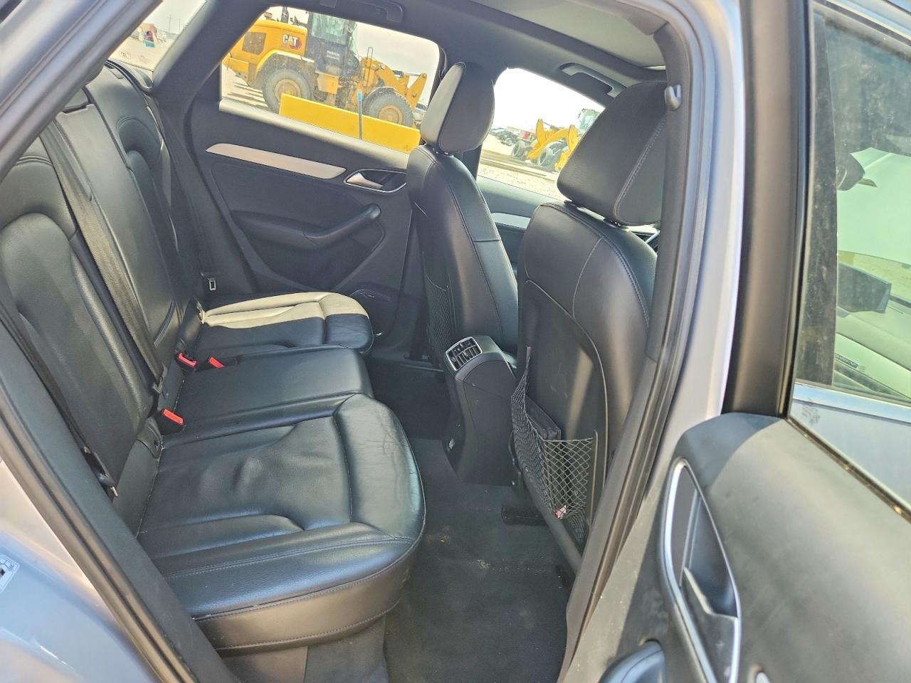 2018 Audi Q3 Premium Plus - zdjęcie 11