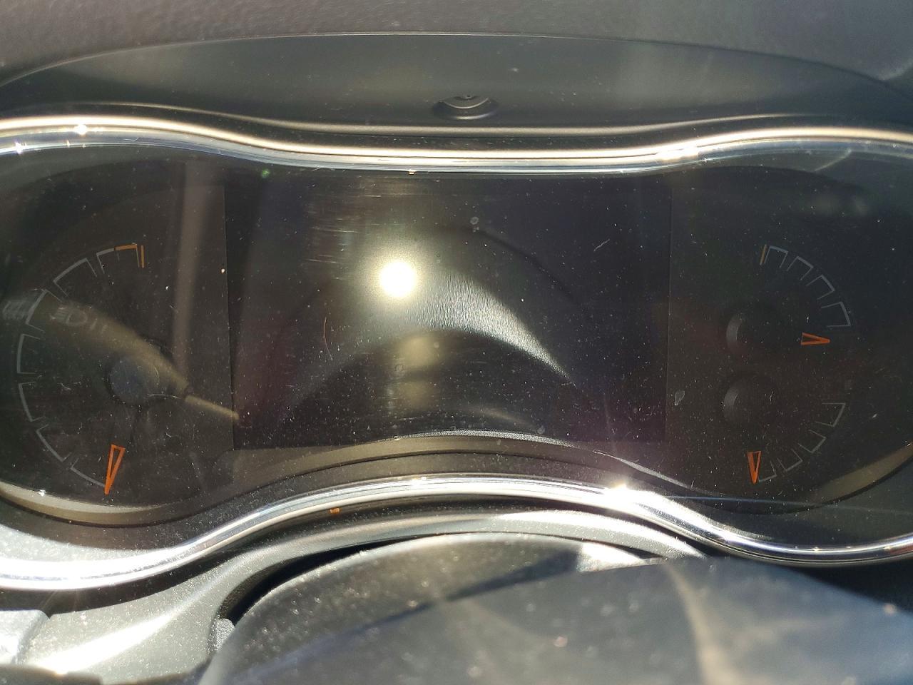 2019 Jeep Grand Cherokee Limited - zdjęcie 9
