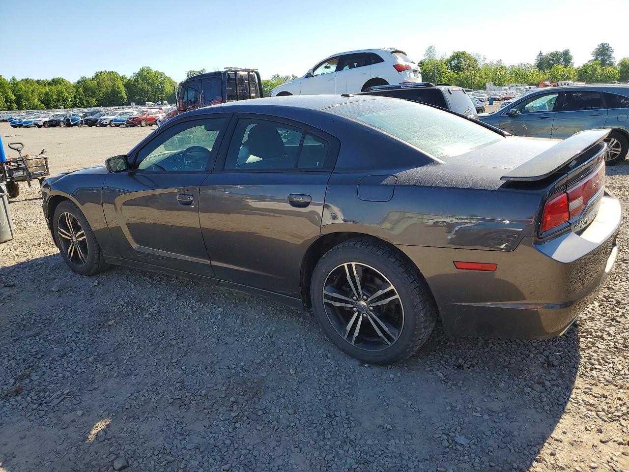 2014 Dodge Charger Sxt - zdjęcie 2