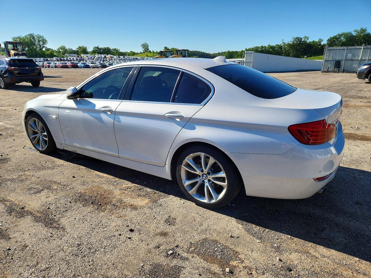 2016 BMW 535 Xi - zdjęcie 2