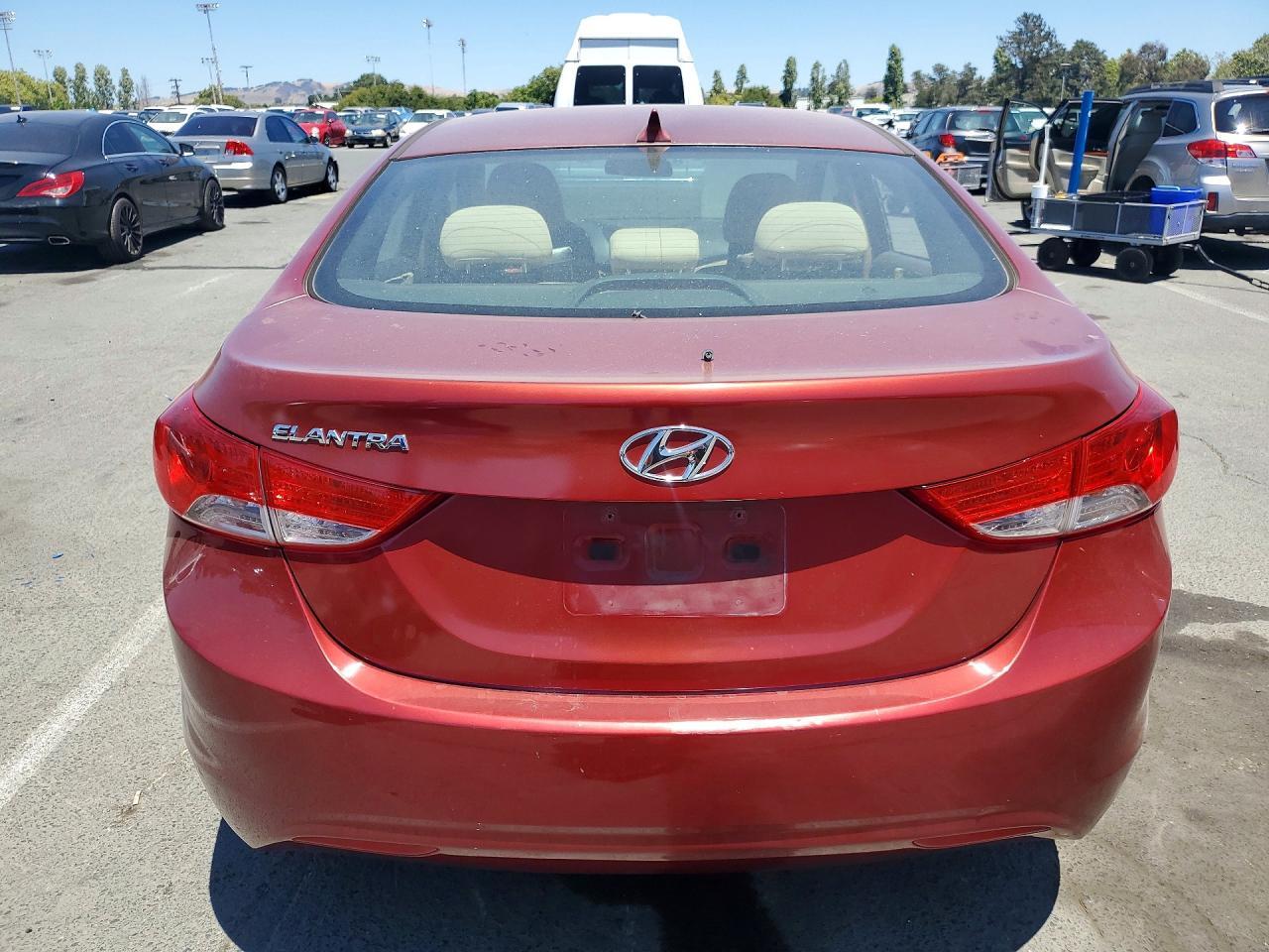 2013 Hyundai Elantra Gls - zdjęcie 6