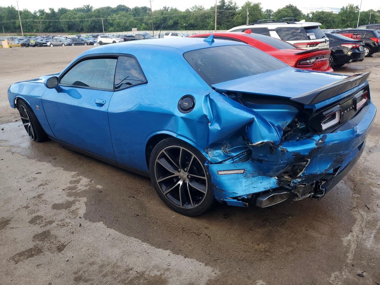 2016 Dodge Challenger R - zdjęcie 2