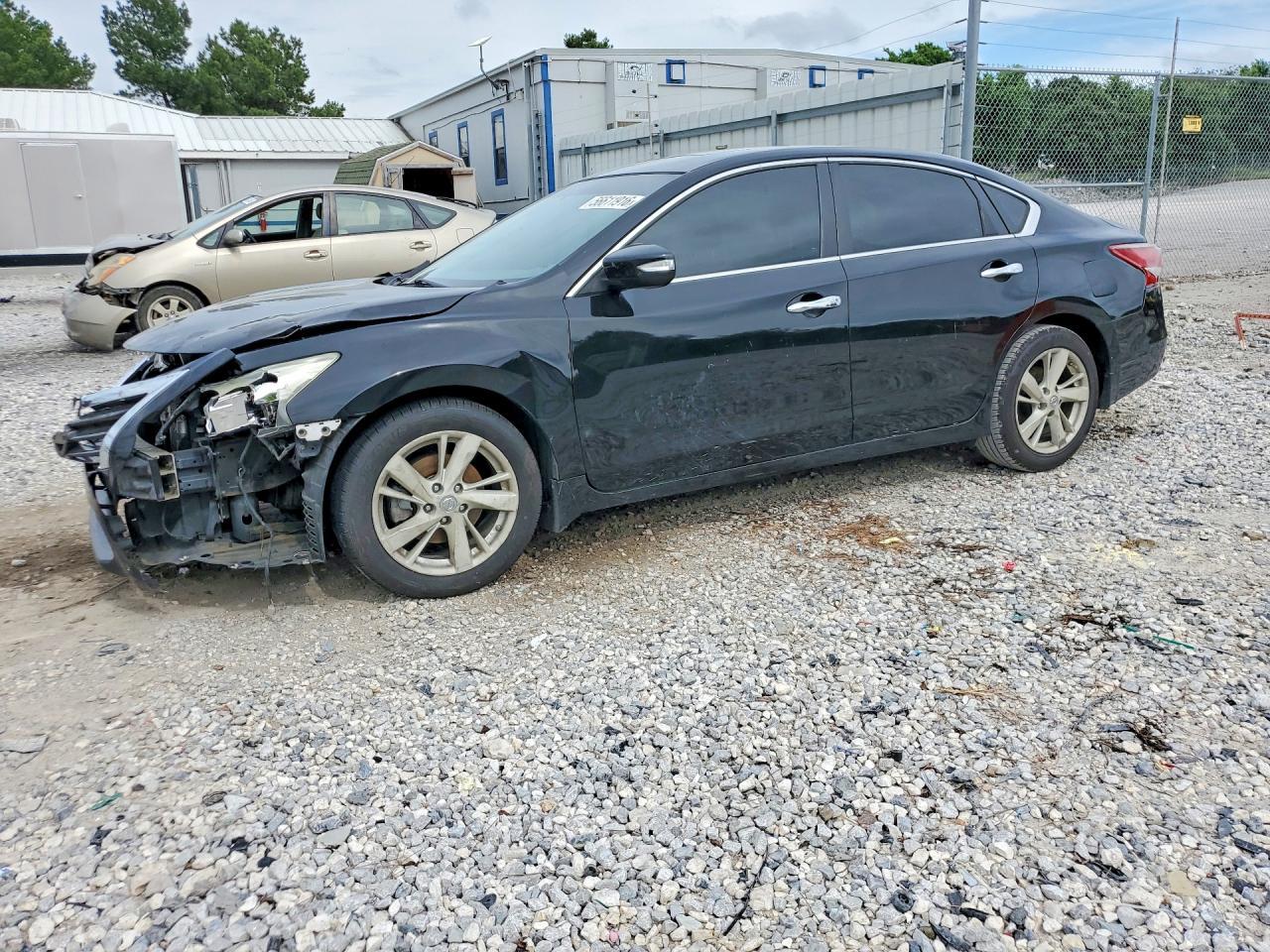 2013 Nissan Altima 2.5 - zdjęcie główne