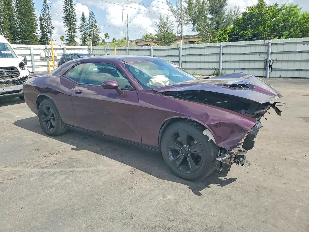 2020 Dodge Challenger Sxt - zdjęcie 4