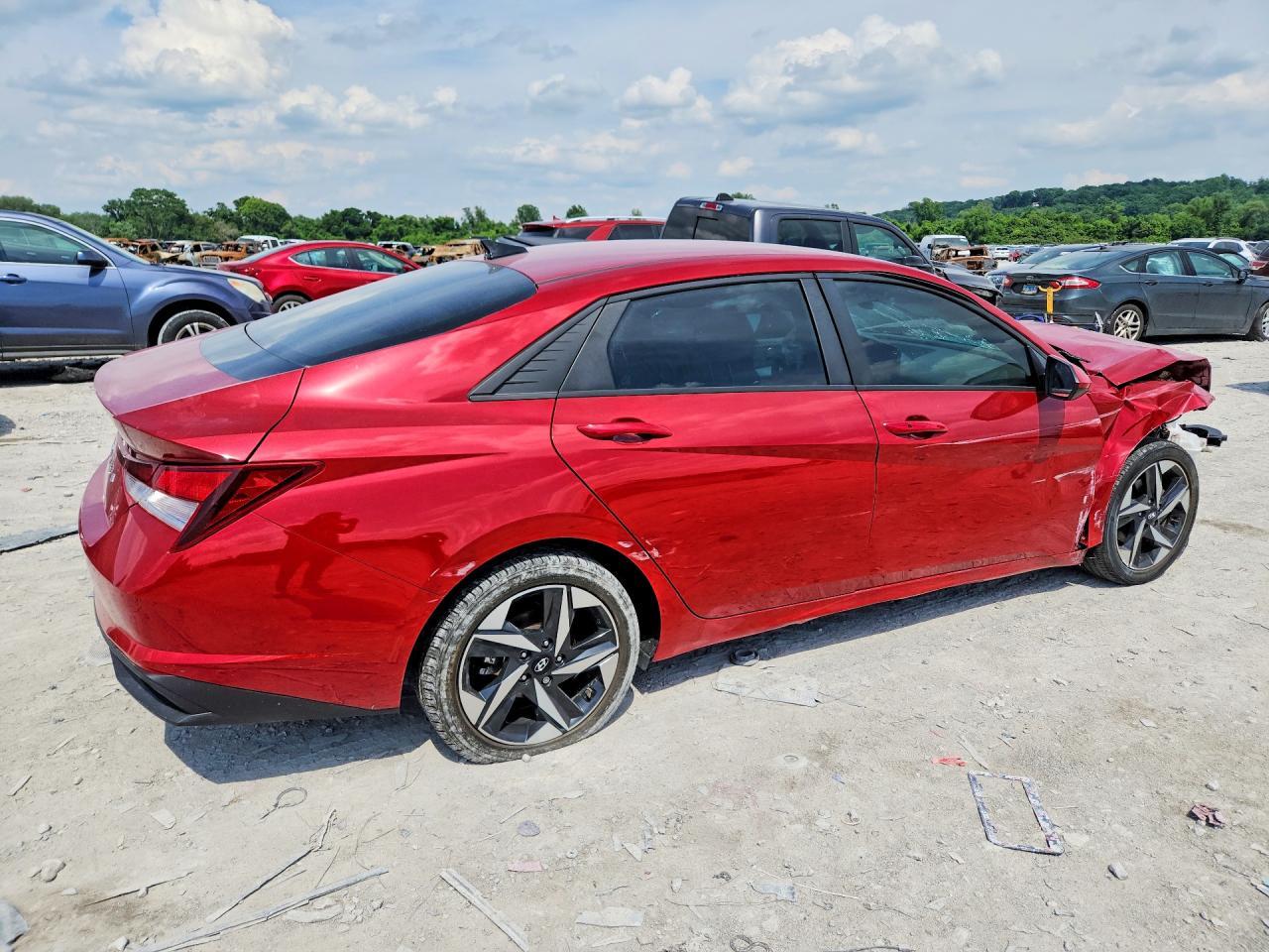 2023 Hyundai Elantra Sel - zdjęcie 3
