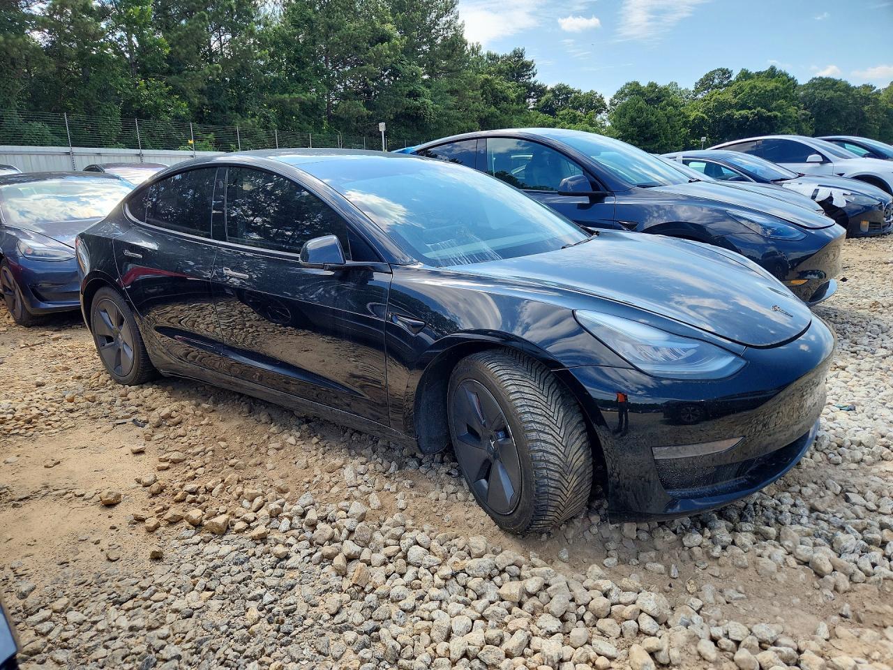 2021 Tesla Model 3 - zdjęcie 4
