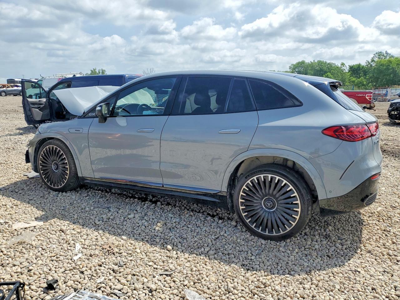 2024 Mercedes-Benz Eqe Suv Amg 4Matic - zdjęcie 2
