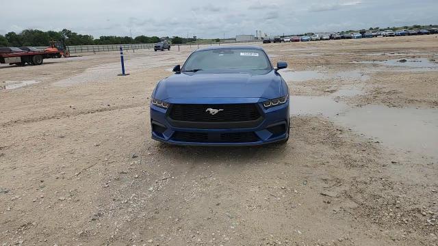 2024 Ford Mustang - zdjęcie 13
