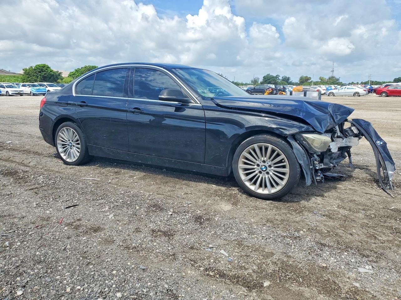 2014 BMW Seria 3 328i - zdjęcie 4