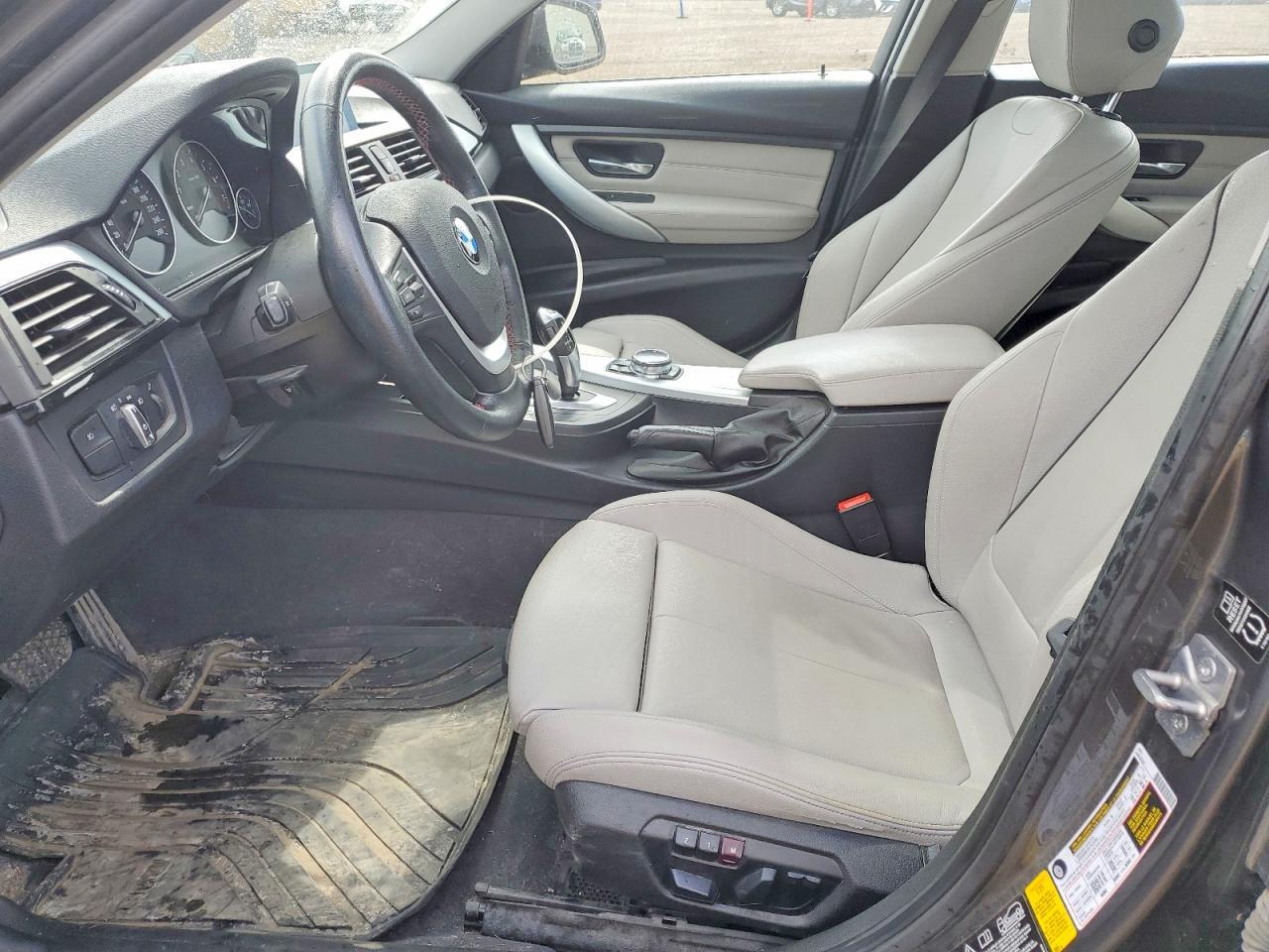 2014 BMW 320 I xDrive - zdjęcie 7