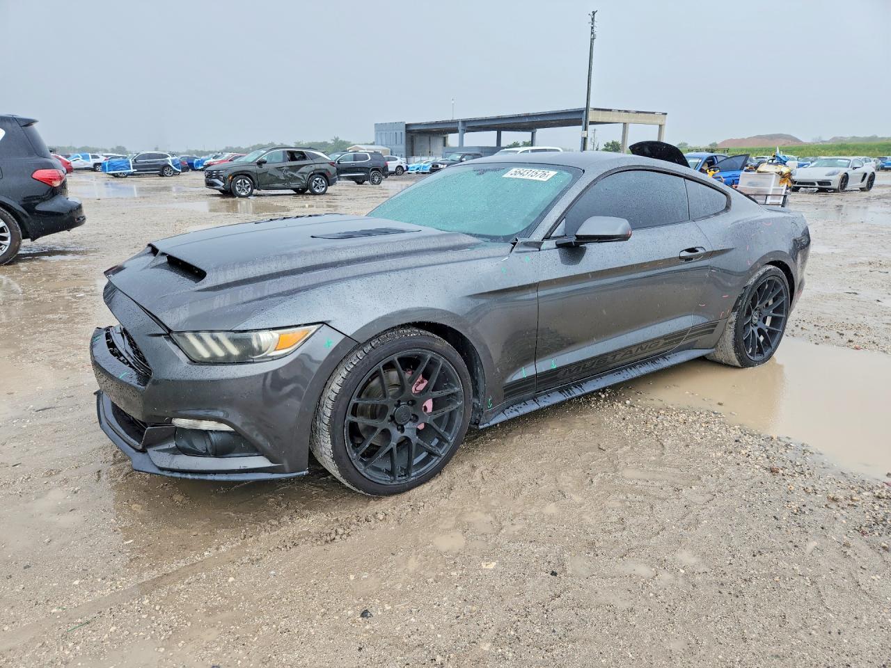 2015 Ford Mustang - zdjęcie główne