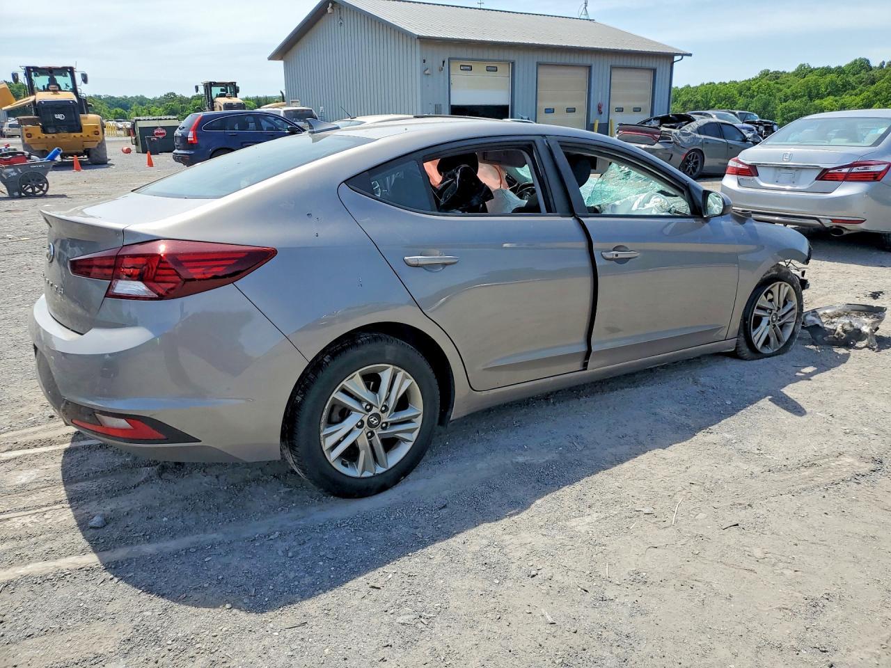 2020 Hyundai Elantra Value Edition - zdjęcie 3