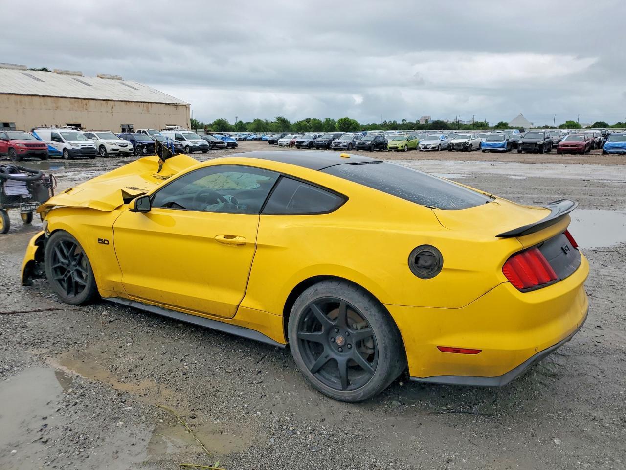 2016 Ford Mustang Gt - zdjęcie 2