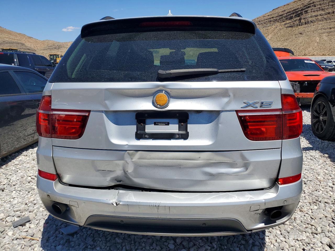 2013 BMW X5 xDrive35I - zdjęcie 6