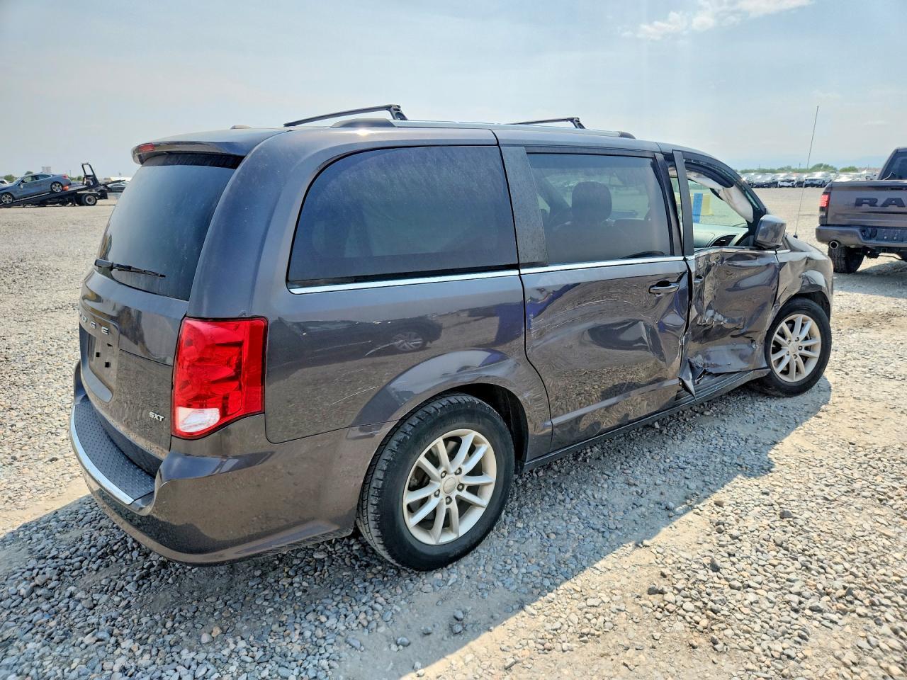 2020 Dodge Grand Caravan Sxt - zdjęcie 3
