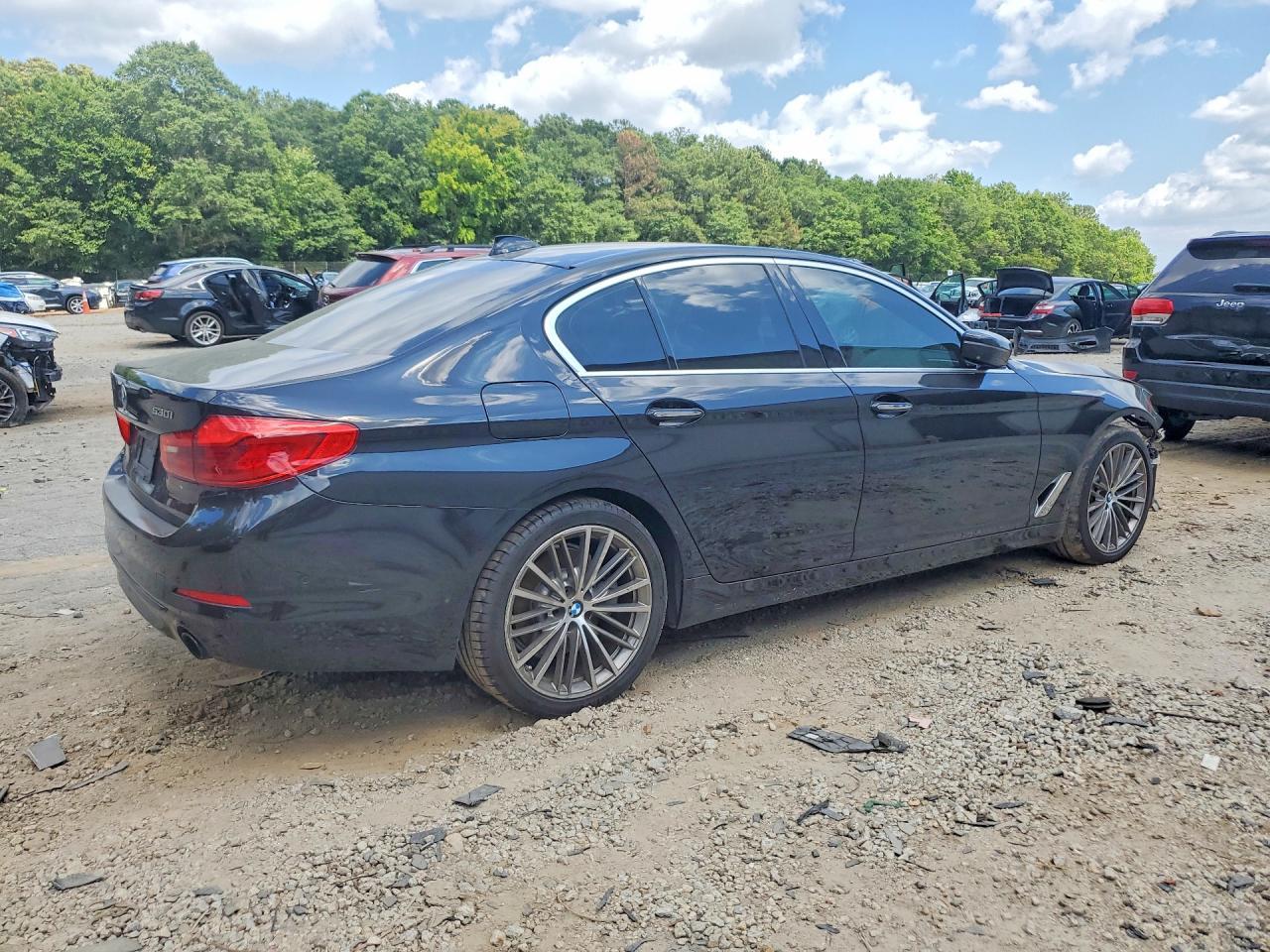2018 BMW 530 I - zdjęcie 3