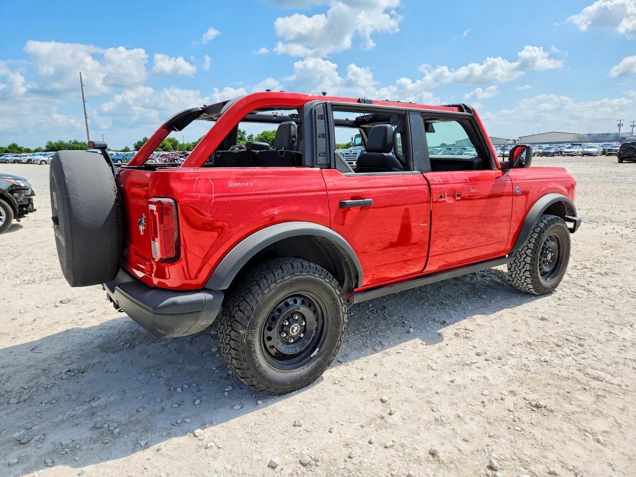 2022 Ford Bronco Base - zdjęcie 3