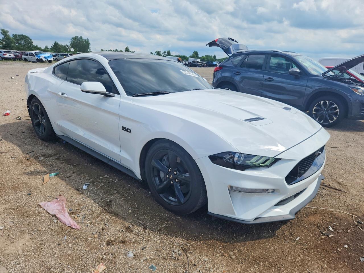 2019 Ford Mustang Gt - zdjęcie 4