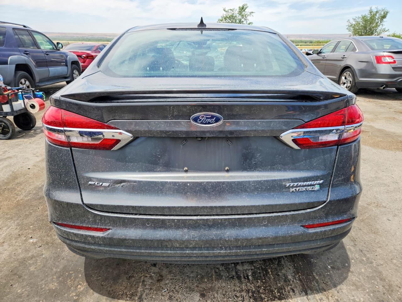 2019 Ford Fusion Titanium - zdjęcie 6