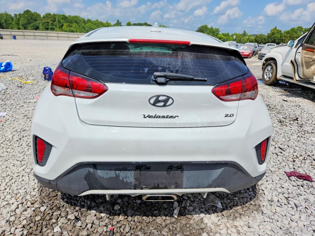 2020 Hyundai Veloster 2.0L - zdjęcie 6