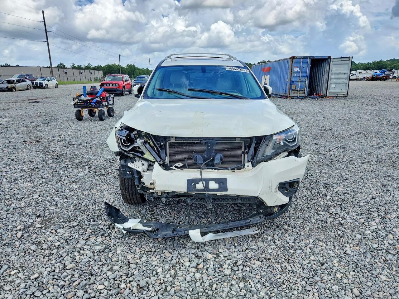2017 Nissan Pathfinder Sl - zdjęcie 5