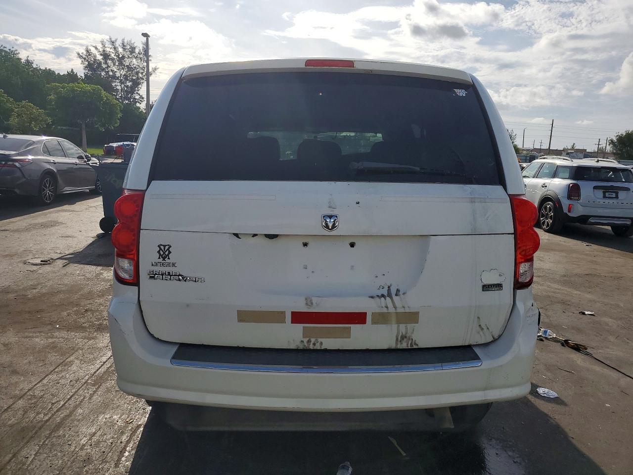 2017 Dodge Grand Caravan Se - zdjęcie 6