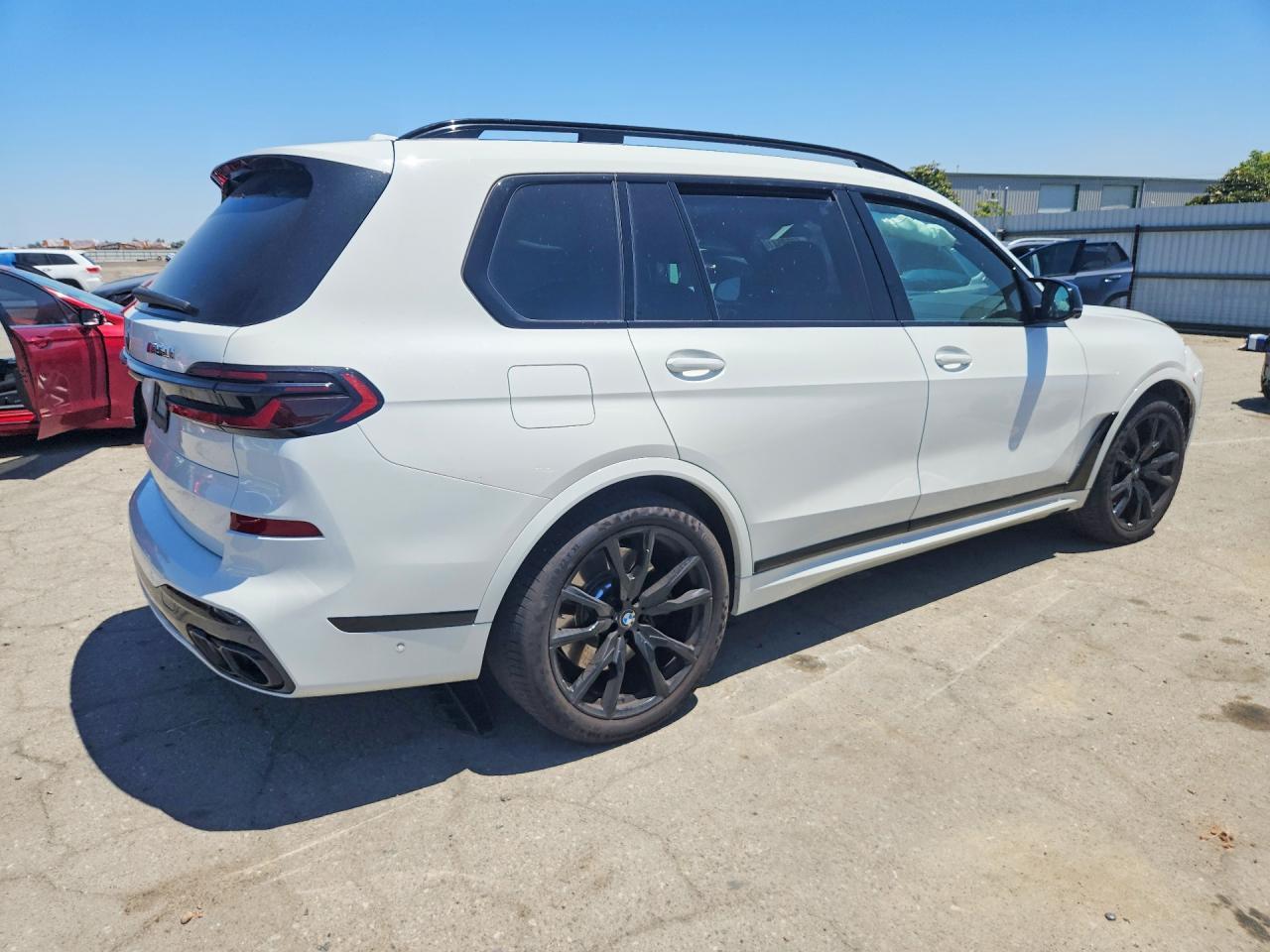 2024 BMW X7 - zdjęcie 3