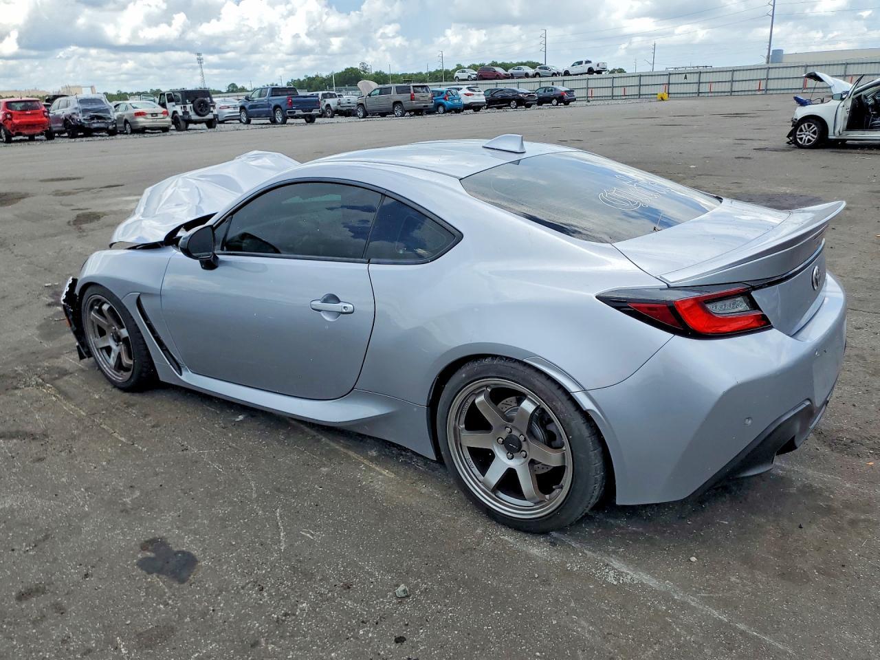 2024 Toyota Gr 86 Premium - zdjęcie 2