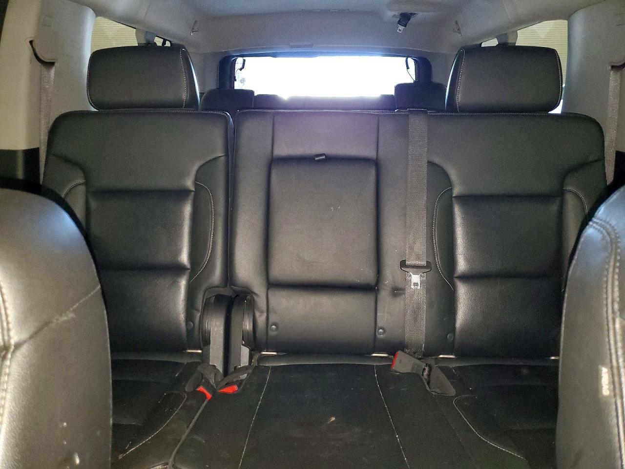2019 Chevrolet Suburban K1500 Lt - zdjęcie 10