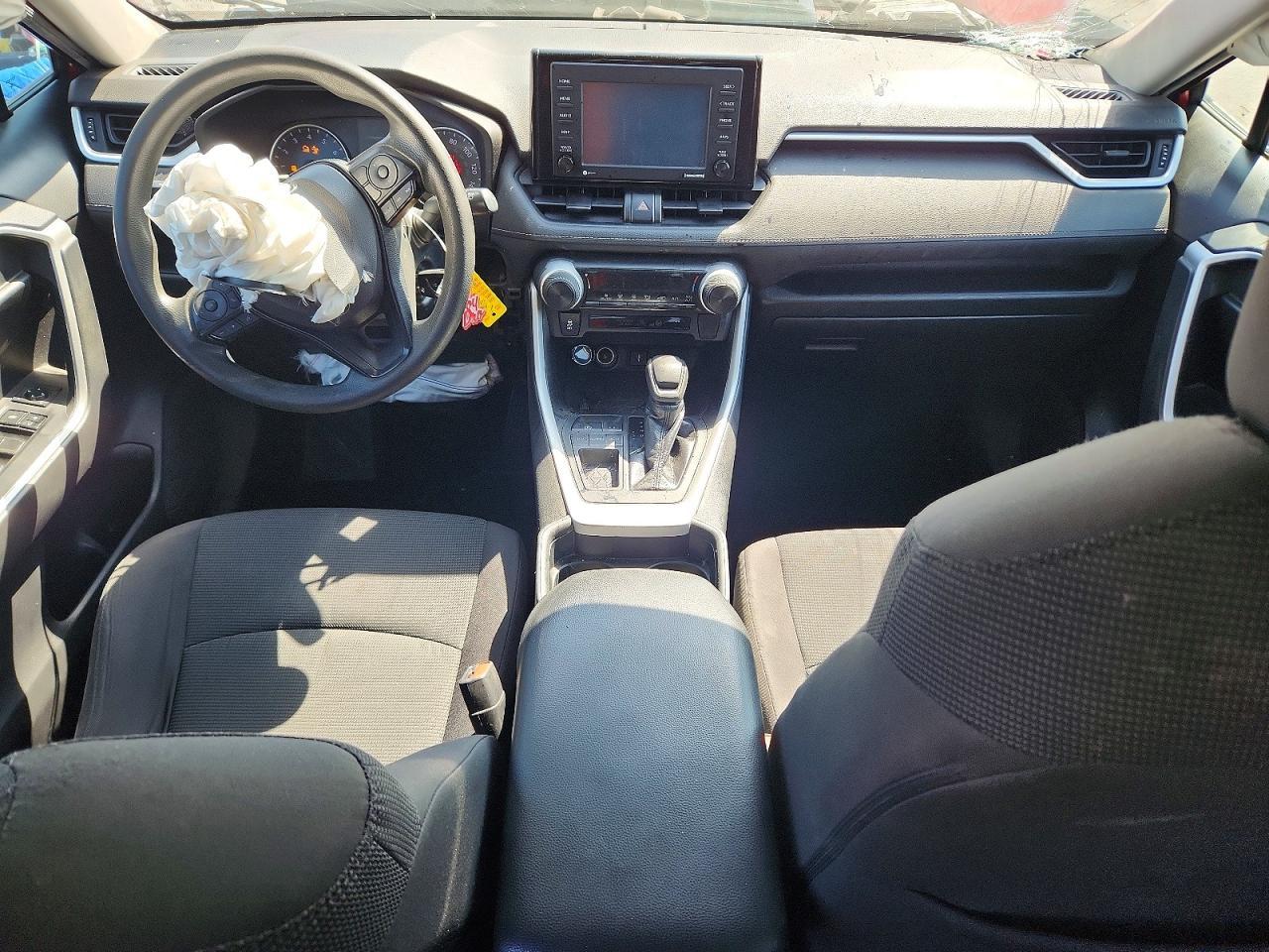 2020 Toyota Rav4 Le - zdjęcie 8