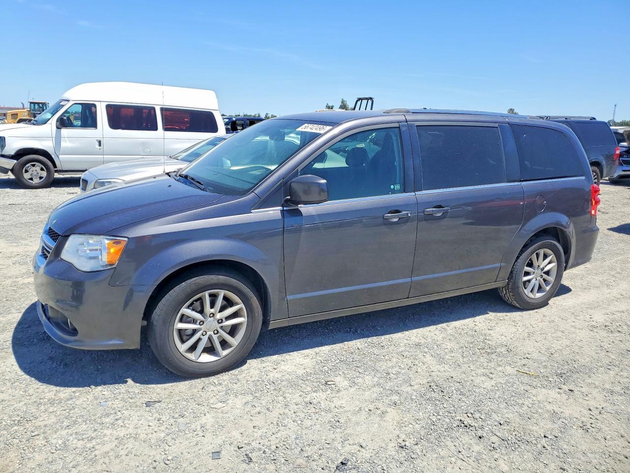2019 Dodge Grand Caravan Sxt - zdjęcie główne