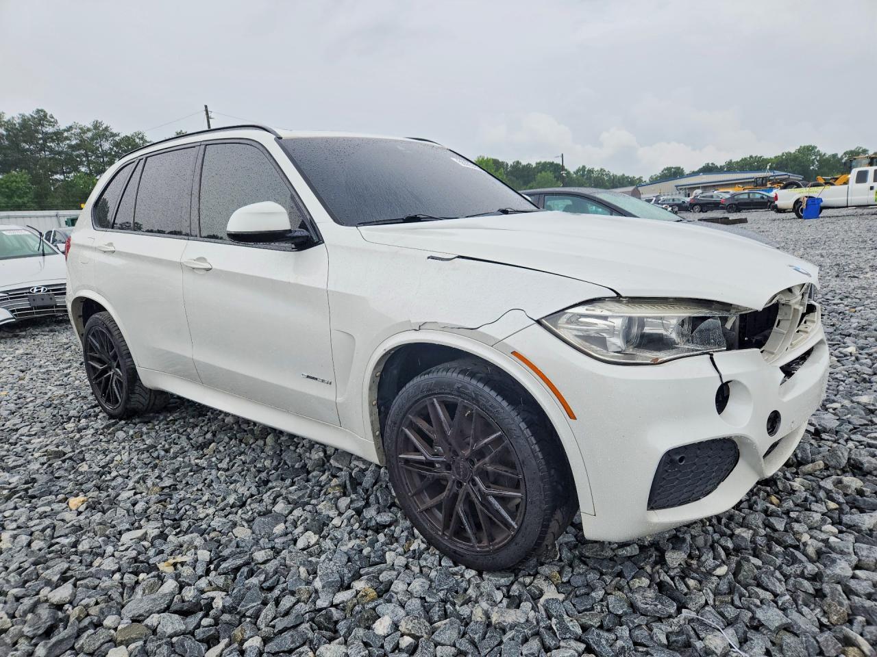 BMW X5 - zdjęcie 4