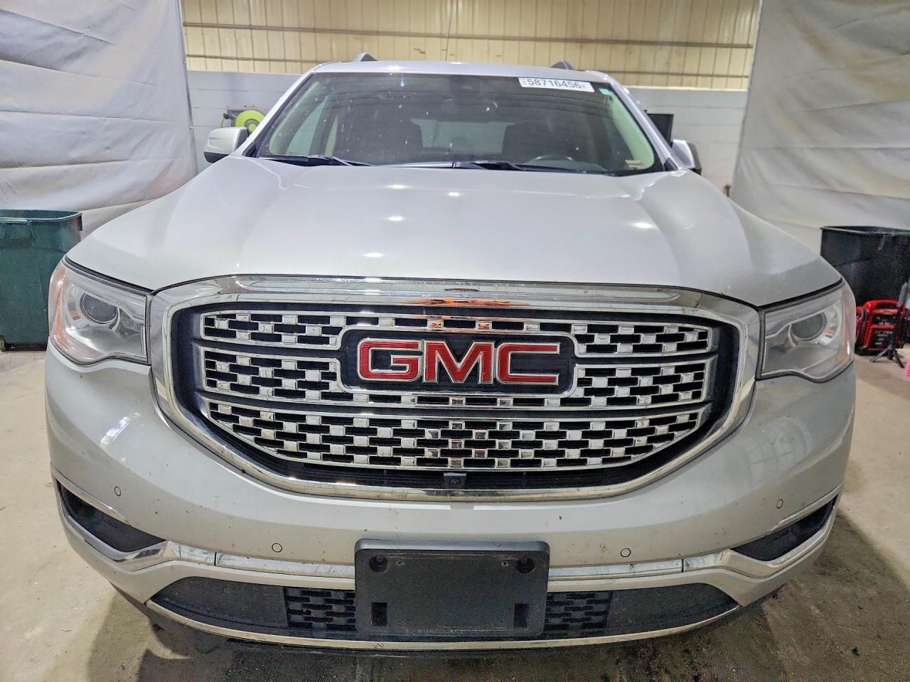 2019 GMC Acadia Denali - zdjęcie 5
