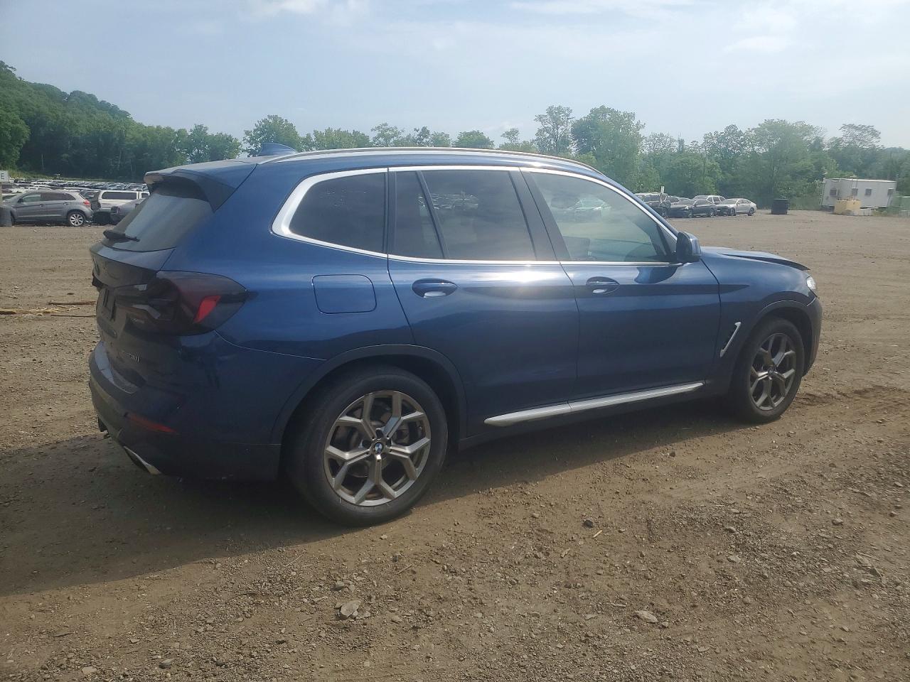 2022 BMW X3 xDrive30I - zdjęcie 3