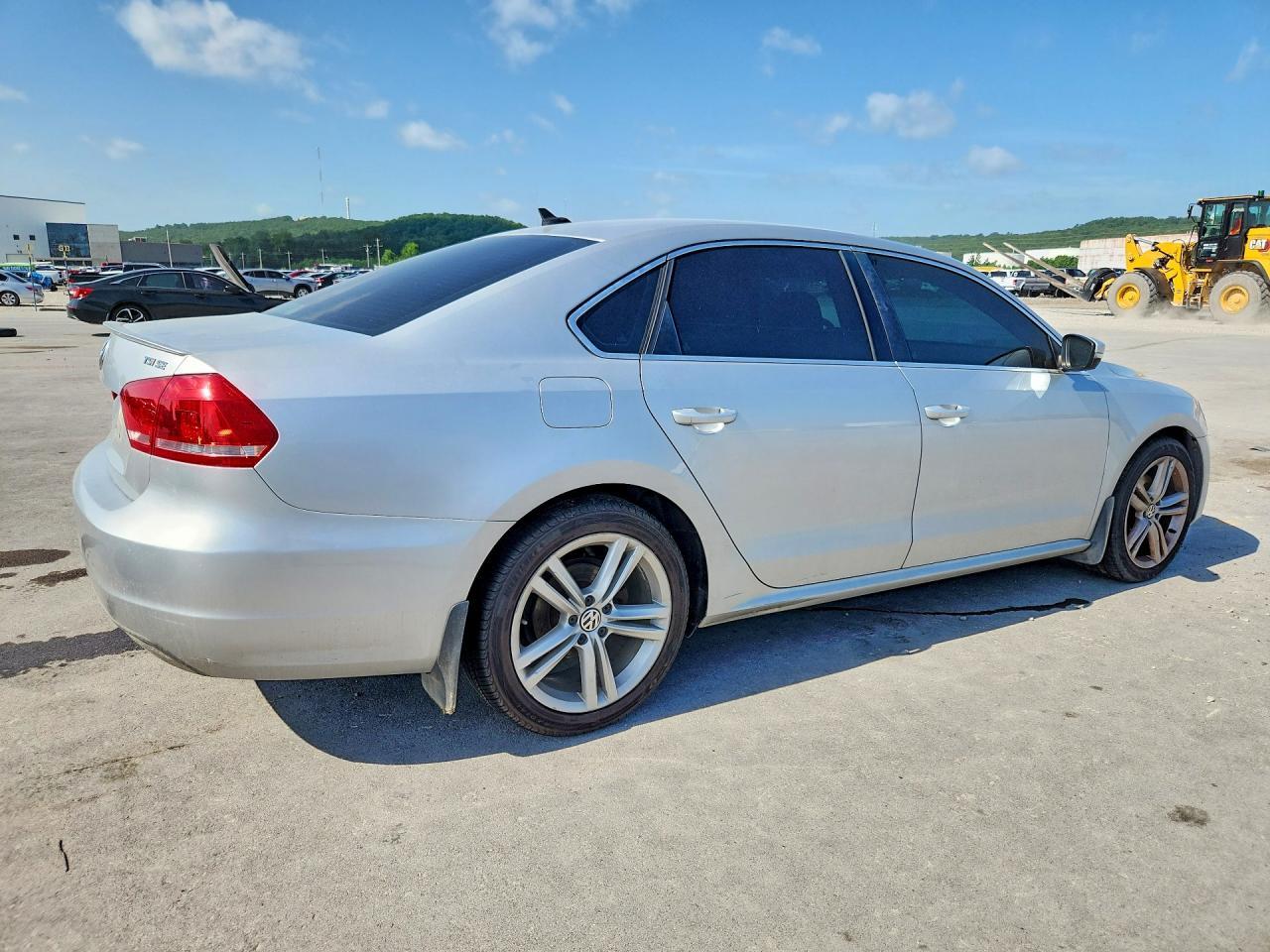 2014 Volkswagen Passat Se - zdjęcie 2
