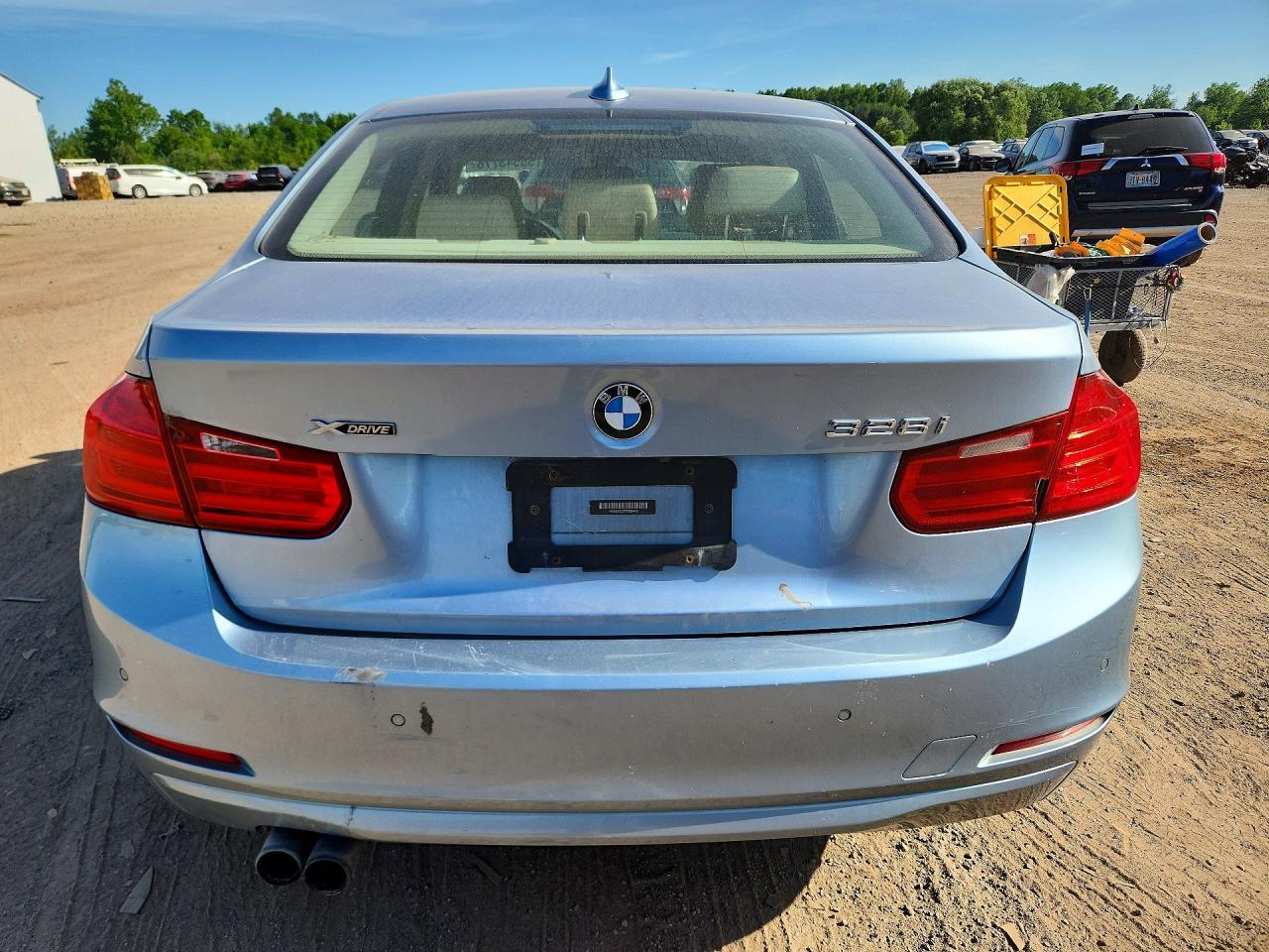 2015 BMW Seria 3 328i - zdjęcie 6