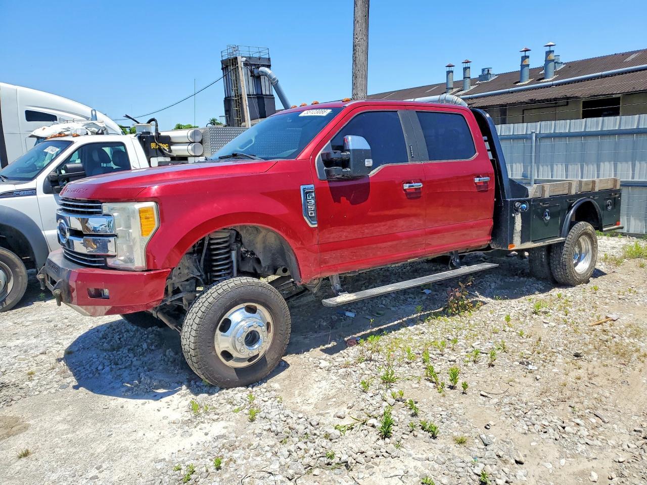 2017 Ford F350 Super Duty - zdjęcie główne