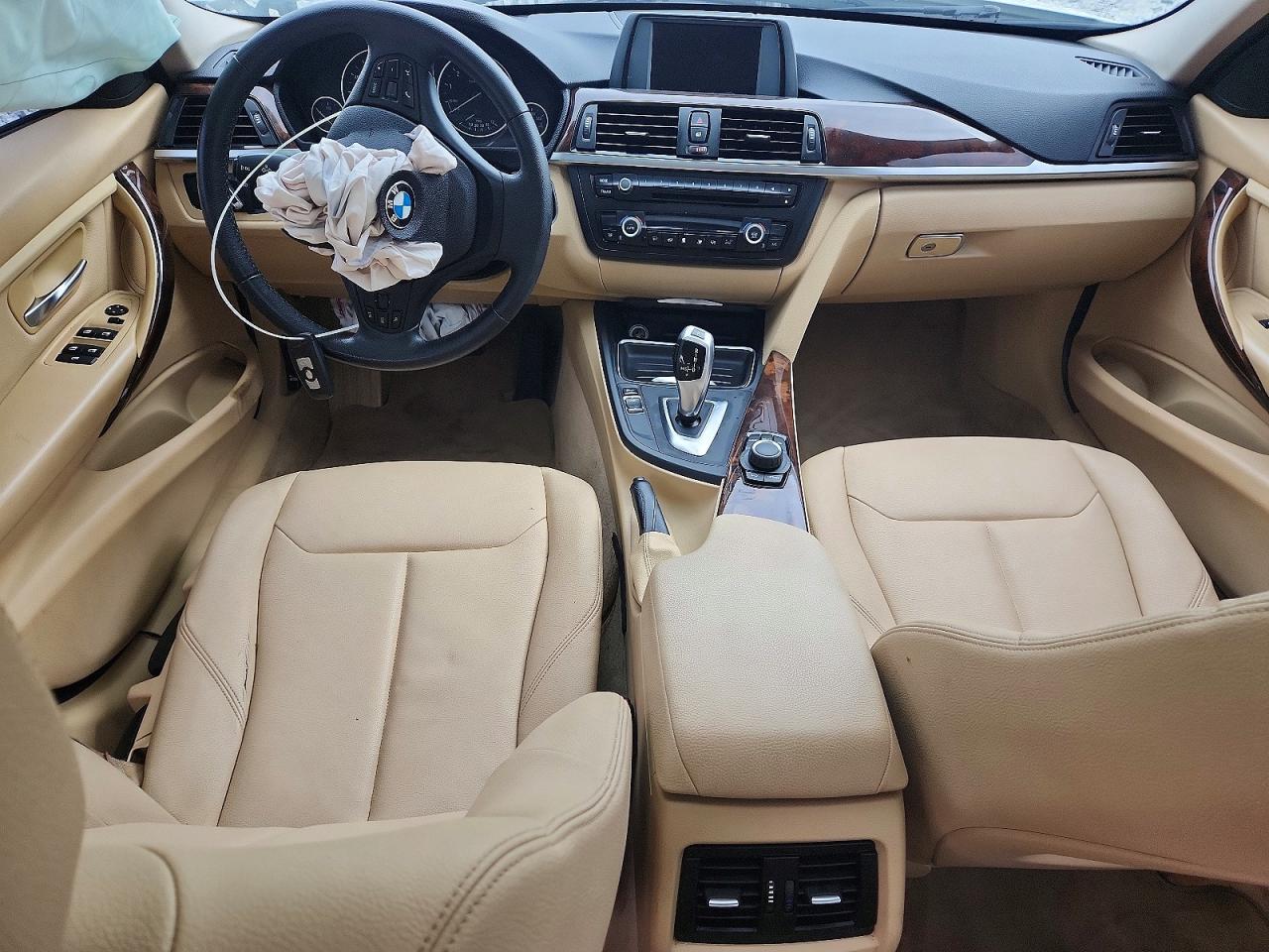 2014 BMW 320 - zdjęcie 8
