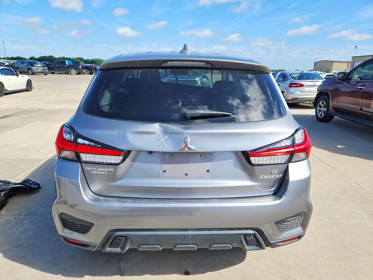2021 Mitsubishi Outlander Sport Se - zdjęcie 6