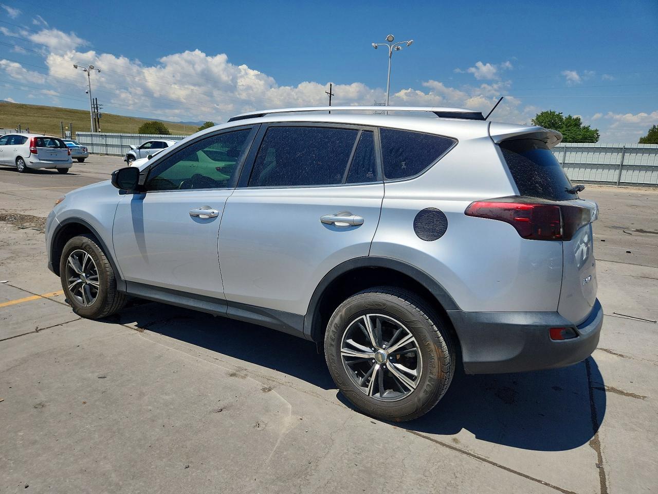 2014 Toyota Rav4 Le - zdjęcie 2