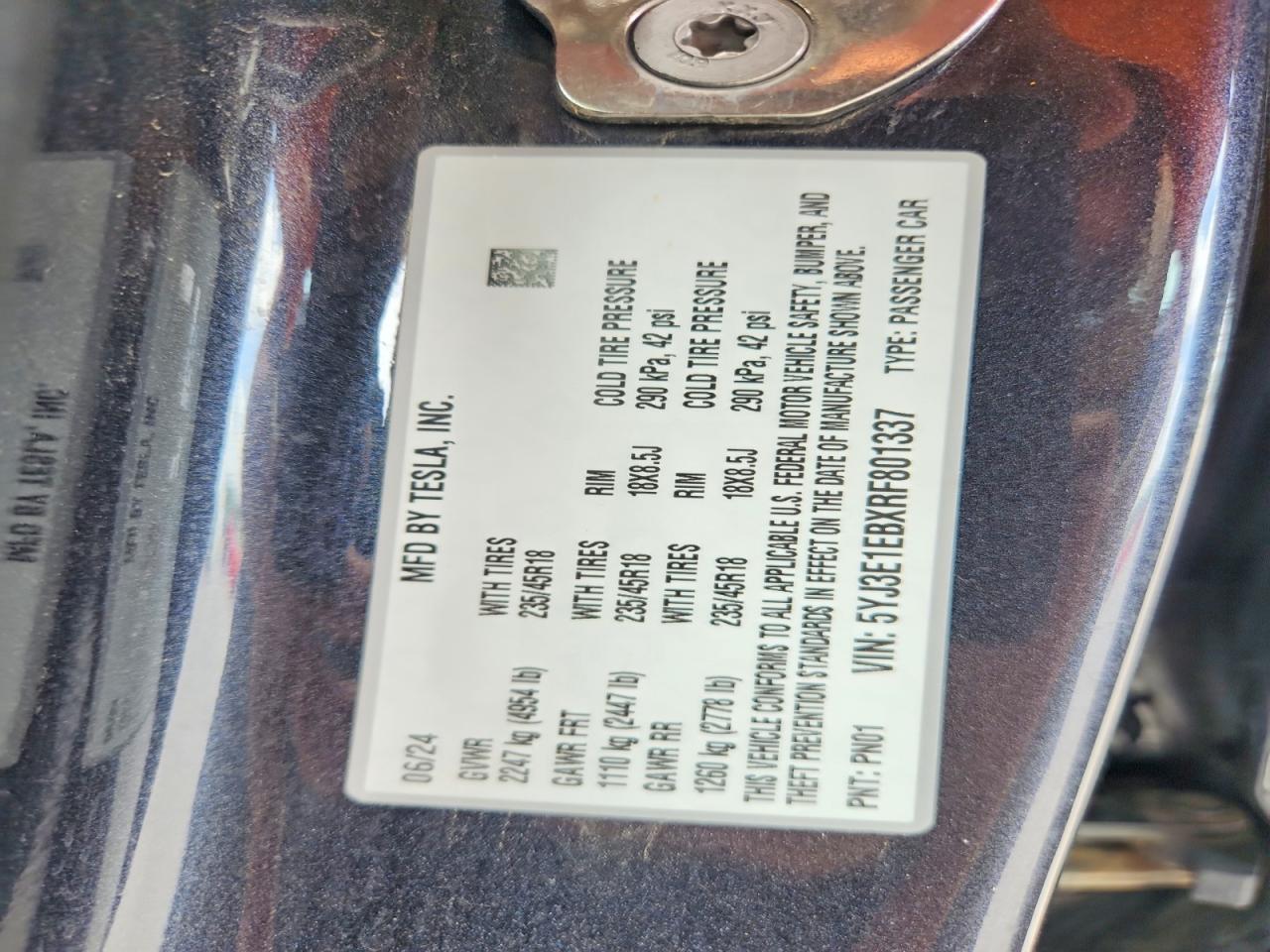 2024 Tesla Model 3 - zdjęcie 12