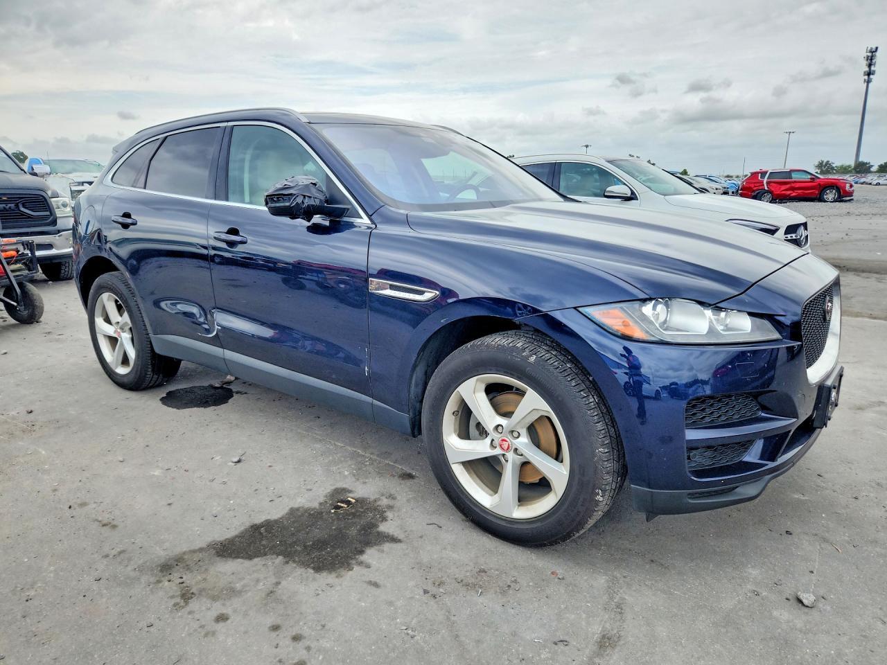 2020 Jaguar F-Pace Premium - zdjęcie 4