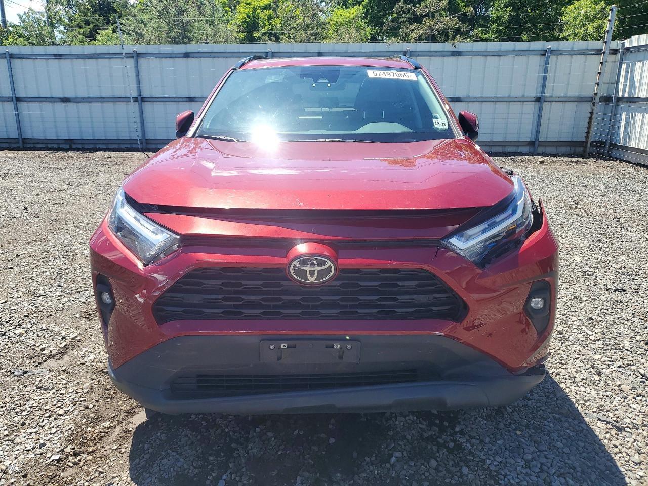 2024 Toyota Rav4 Xle Premium - zdjęcie 5