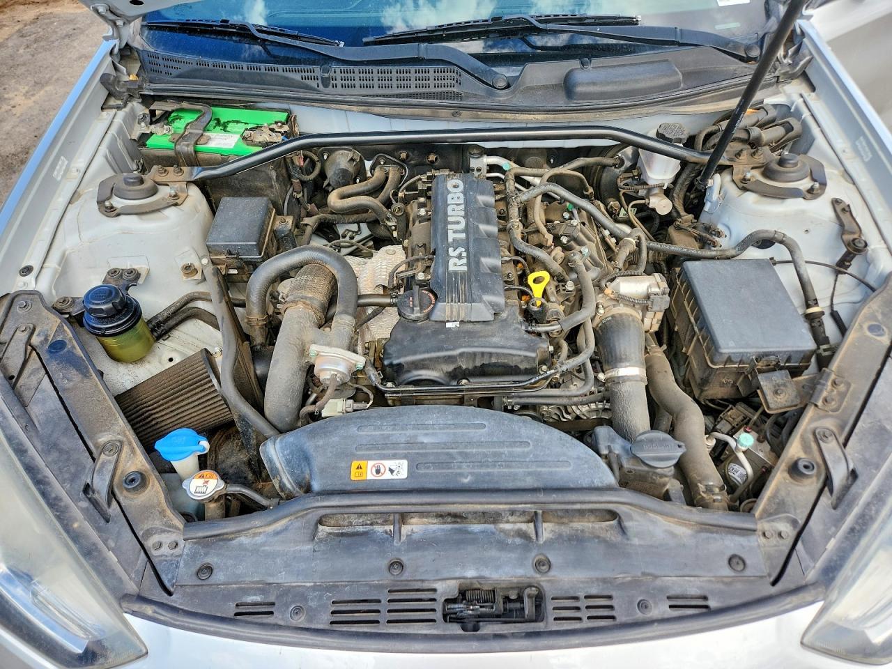 2013 Hyundai Genesis Coupe 2.0T - zdjęcie 11